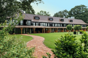 Отель Van der Valk Hotel Apeldoorn - de Cantharel  Апелдурн